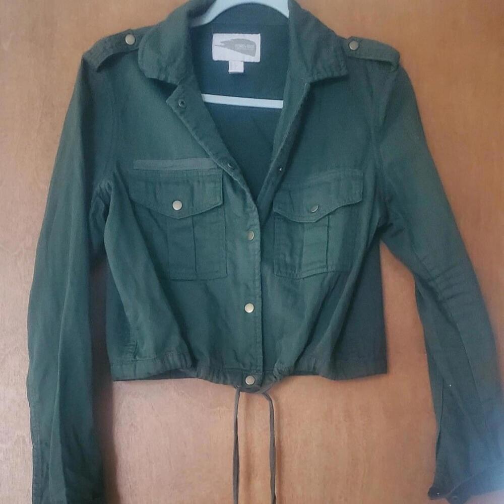 FOREVER 21 Contemporary Army Green Semi-Cropped Jacket Adjustable Tie Waist Sz S